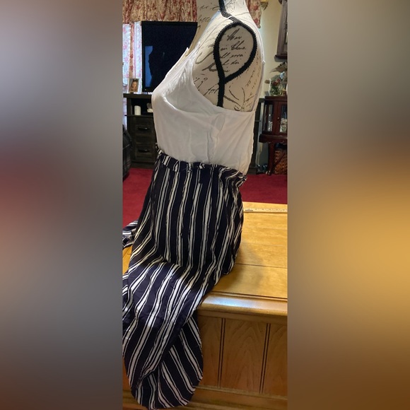 Juniors Size L Derek Heart Capri Jumpsuit With Spaghetti Straps - Picture 7 of 15